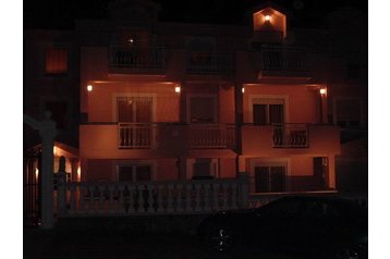 Crna Gora Privát Sutomore, Eksterijer